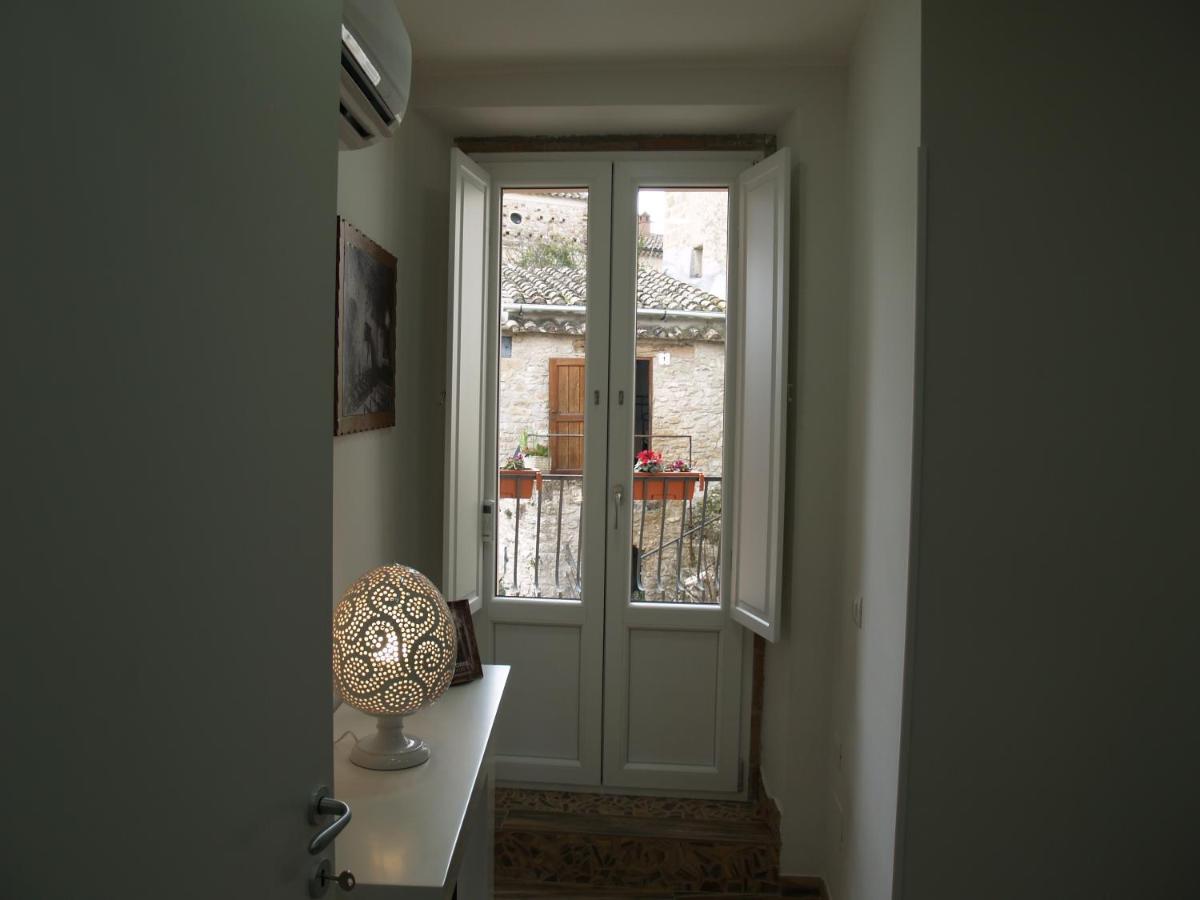 Dimora Forgione B&B - Pietrelcina Exterior foto